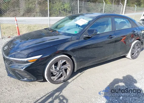 2025 Hyundai Elantra Sel Sport z USA, uszkodzony, nr VIN KMHLM4DG4SU051718